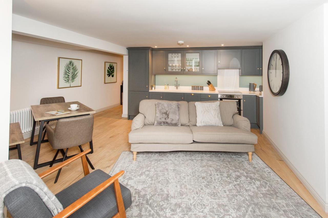The Burrow By Harrogate Serviced Apartments Exterior foto